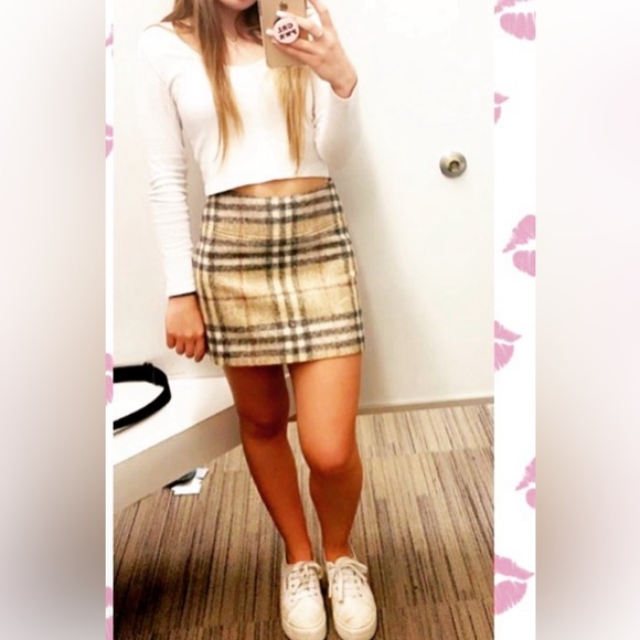 Vintage Burberry Wool Miniskirt - Picture 9 of 9